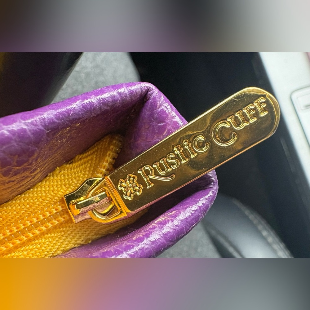 Rustic Cuff Coin Purse - Picture 3 of 3